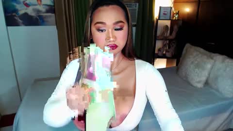 Snapshot of xxxgiganticoliviacummerxxx chatting on 14, 1, 2025 OLIVIA online show from 14, 1, 2025