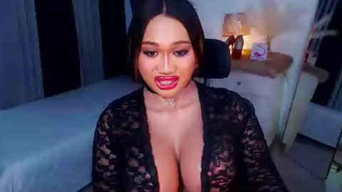 Snapshot of xxxgiganticoliviacummerxxx chatting on 11, 3, 2025 OLIVIA online show from 11, 3, 2025