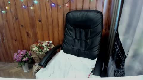 Lana online show from 23, 2, 2025