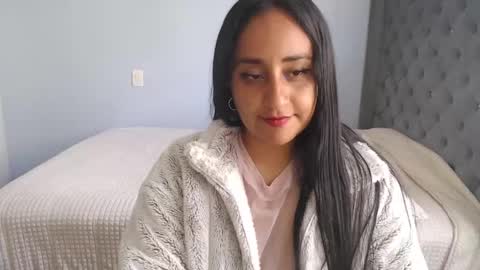 Lunhaa   online show from 12, 9, 2025