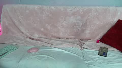 Lil Luna online show from 18, 7, 2026