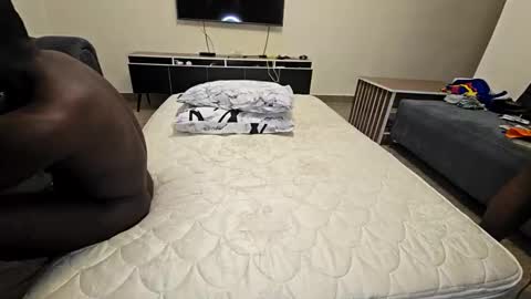 xxxwildcouples online show from 4, 3, 2026