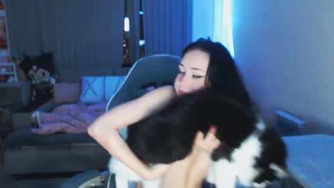 Snapshot of yamilean chatting on 14, 11, 2025 Yami online show from 14, 11, 2025