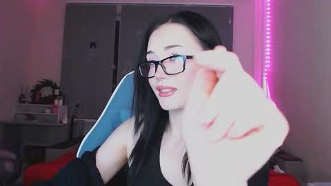 Snapshot of yamilean chatting on 9, 1, 2026 Yami online show from 9, 1, 2026