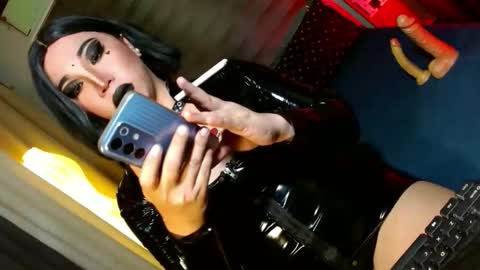 REYAN online show from 8, 6, 2026