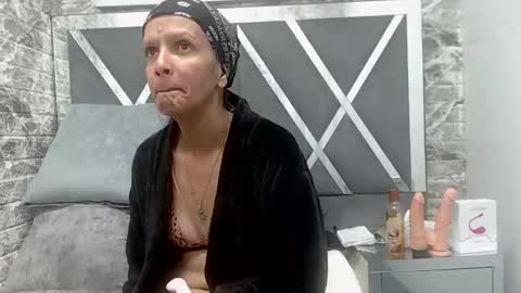 Snapshot of yanetrose chatting on 22, 9, 2025 yanetrose online show from 22, 9, 2025