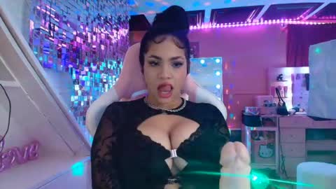 yanetsy_30 online show from 28, 7, 2026