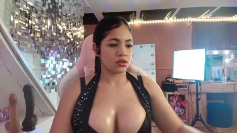 yanetsy_30 online show from 3, 8, 2026