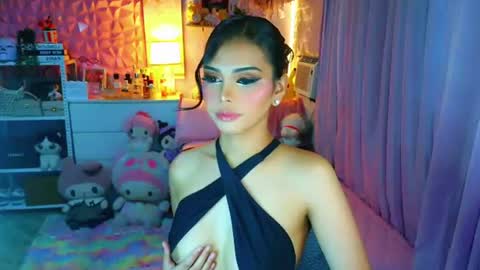 YANG AUDREY LONE online show from 28, 7, 2026
