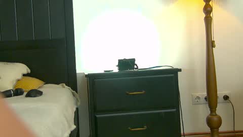 Snapshot of yanira_ass_ chatting on 24, 5, 2026 yanira_ass_ online show from 24, 5, 2026