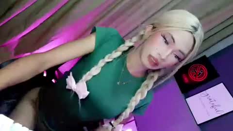 yannafucks online show from 24, 7, 2026