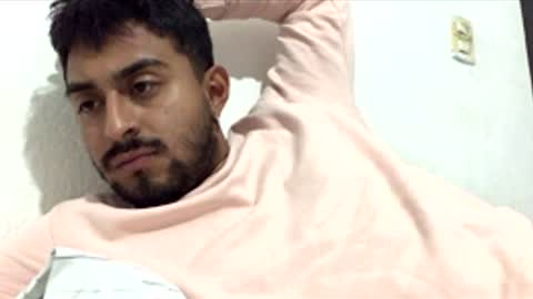 Snapshot of yanose117 chatting on 29, 11, 2025 Jony online show from 29, 11, 2025