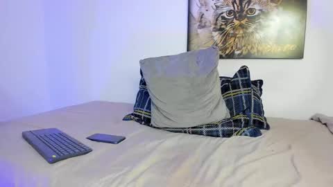 Snapshot of yanpaul83 chatting on 1, 10, 2025 yanpaul83 online show from 1, 10, 2025