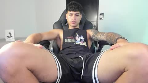 Snapshot of yanpaul83 chatting on 29, 10, 2025 yanpaul83 online show from 29, 10, 2025