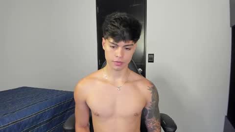 Snapshot of yanpaul83 chatting on 20, 11, 2025 yanpaul83 online show from 20, 11, 2025