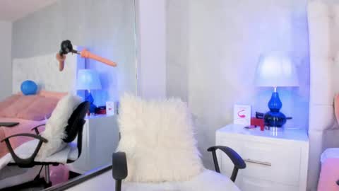 Yara Bliss  online show from 30, 9, 2025