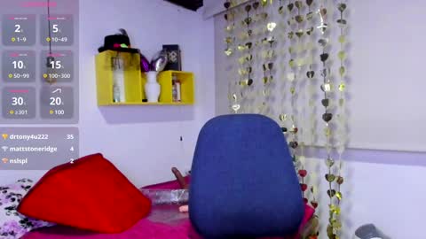 Yasemin online show from 3, 1, 2025