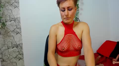 Yasemin online show from 16, 2, 2025