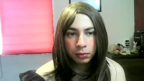 Yasmin Paez online show from 9, 3, 2025