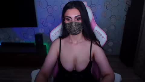 yasmina online show from 24, 6, 2026