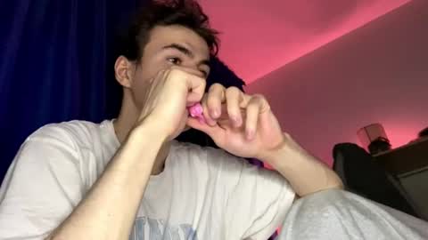 yayay333 online show from 23, 4, 2026