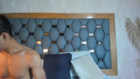 yayi derek  online show from 18, 10, 2025