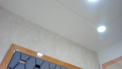 yayi derek  online show from 7, 3, 2026