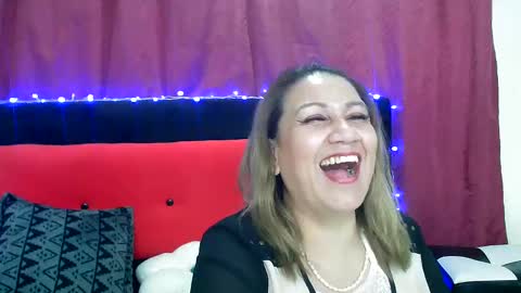 Snapshot of yayita_mature chatting on 6, 1, 2025 yayita online show from 6, 1, 2025
