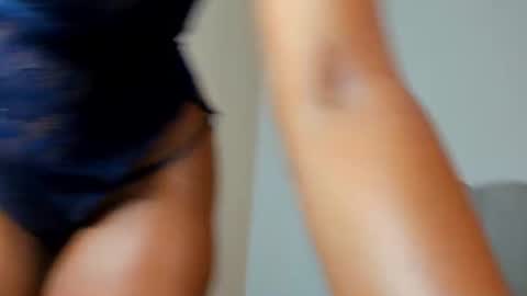 yazmin_rochae online show from 23, 7, 2026