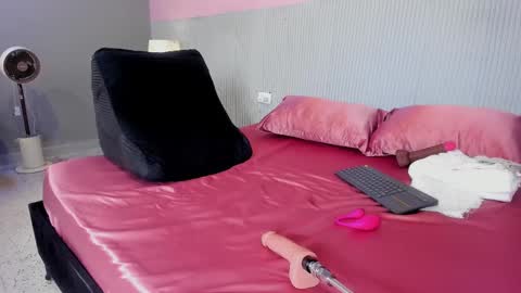 yeika_foxy online show from 19, 9, 2025