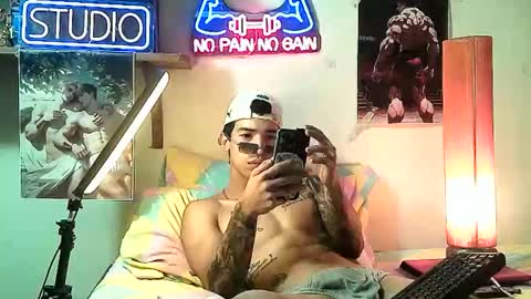 Snapshot of yeisoncastellanos1999 chatting on 7, 11, 2025 yeisoncastellanos1999 online show from 7, 11, 2025