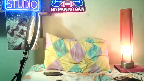 Snapshot of yeisoncastellanos1999 chatting on 7, 1, 2026 yeisoncastellanos1999 online show from 7, 1, 2026