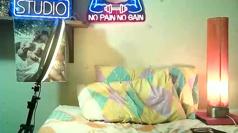 Snapshot of yeisoncastellanos1999 chatting on 11, 1, 2026 yeisoncastellanos1999 online show from 11, 1, 2026