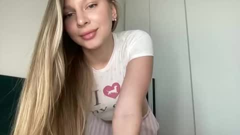 Snapshot of yes_baby_shine chatting on 11, 1, 2026 Eva online show from 11, 1, 2026