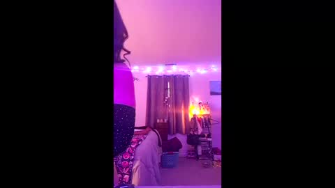 Snapshot of yesdaddy576415 chatting on 18, 3, 2026 yesdaddy576415 online show from 18, 3, 2026