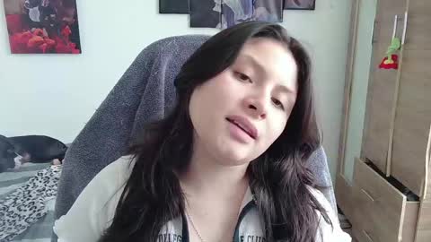 yessica_gomez01 online show from 23, 4, 2026