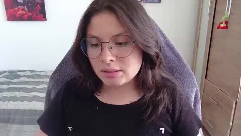 yessica_gomez01 online show from 24, 4, 2026