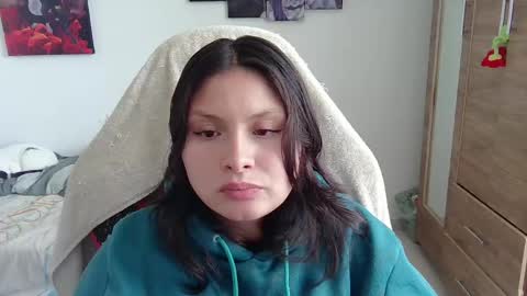 Snapshot of yessica_gomez01 chatting on 18, 5, 2026 yessica_gomez01 online show from 18, 5, 2026
