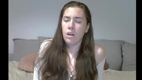 Snapshot of yesyoucanjustdoit chatting on 23, 9, 2025 Kira online show from 23, 9, 2025