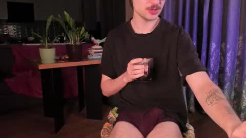 Max online show from 12, 2, 2026