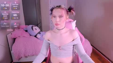 Mikaella - Mika online show from 11, 3, 2026