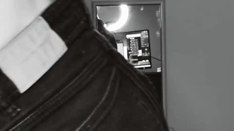 yoka_paradoxxx online show from 10, 10, 2025