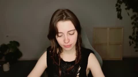 yoka_paradoxxx online show from 6, 11, 2025