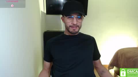 yoshy_man online show from 8, 5, 2026