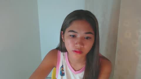 Snapshot of yosufloversweet chatting on 1, 2, 2025 fin online show from 1, 2, 2025