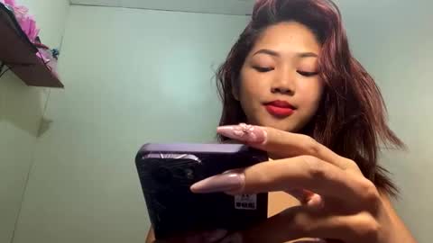 Snapshot of yosufloversweet chatting on 21, 4, 2026 fin online show from 21, 4, 2026