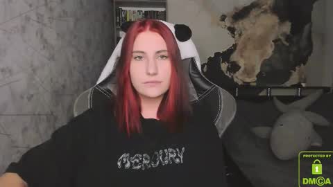 Snapshot of you_lika chatting on 3, 10, 2025 Lika online show from 3, 10, 2025