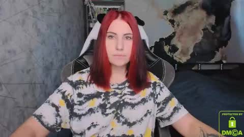 Snapshot of you_lika chatting on 10, 10, 2025 Lika online show from 10, 10, 2025