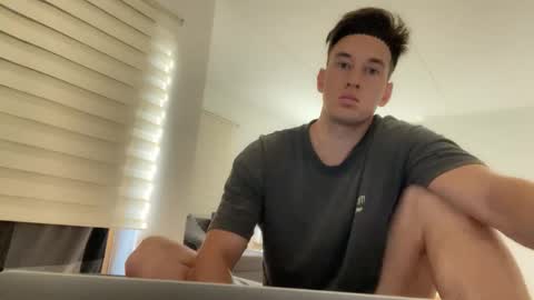 Snapshot of youcan__ chatting on 28, 9, 2025 youcan__ online show from 28, 9, 2025