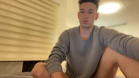 Snapshot of youcan__ chatting on 20, 10, 2025 youcan__ online show from 20, 10, 2025